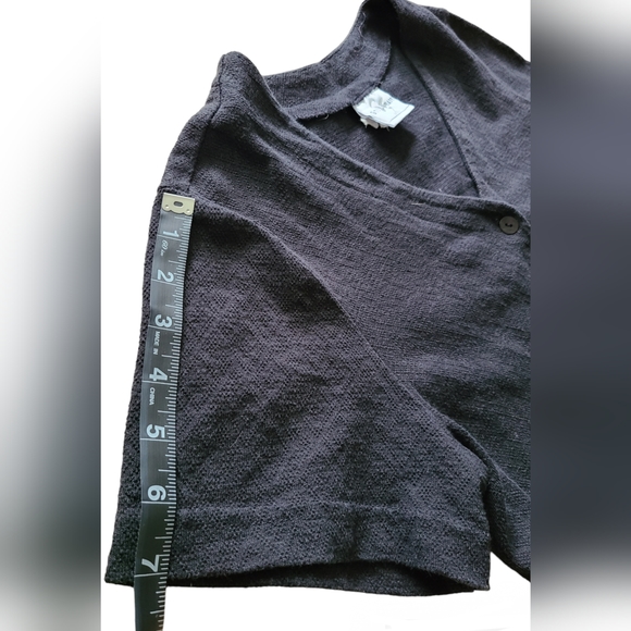 VINTAGE | STUDIO EASE | BLK SHORT SLEEVE BUTTONED| SIZE MEDIUM - Picture 6 of 14